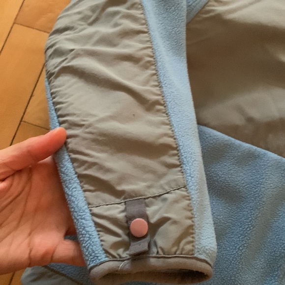 Women’s North Face Blazer - Picture 4 of 8